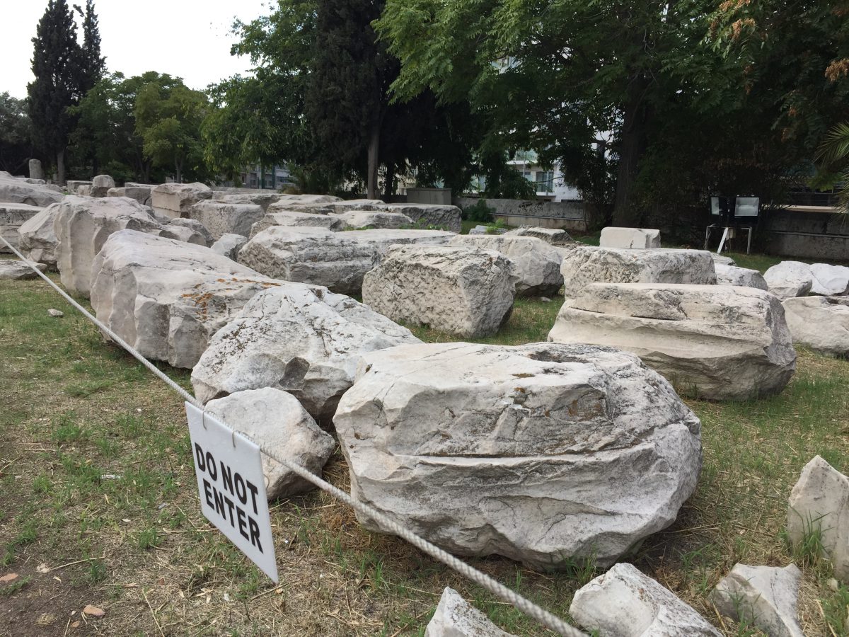 お見合い写真では何を着たらよいか(女性編) お見合い写真では何を着たらよいか(女性編)