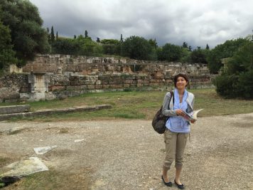 結婚相談所を利用するのは、お金で時間を買うこと。 結婚相談所を利用するのは、お金で時間を買うこと。