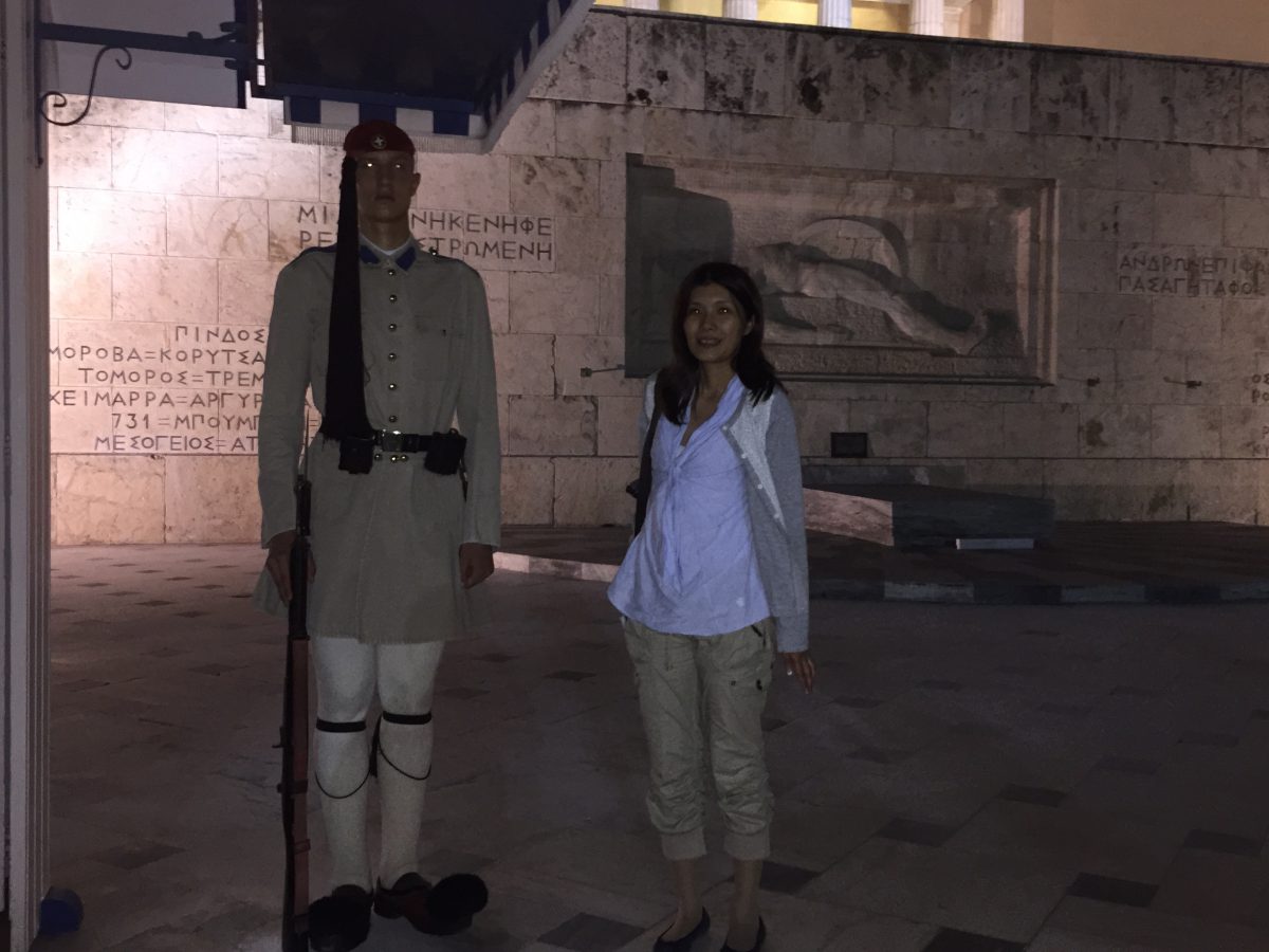 お見合いの申し込みは、取引先に営業して受けてもらえたらヤッター!という気持ちで お見合いの申し込みは、取引先に営業して受けてもらえたらヤッター!という気持ちで