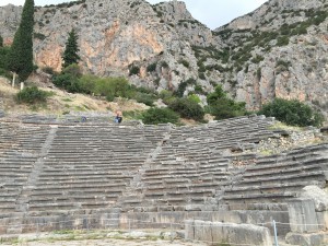 ギリシャハネムーン⑥〜デルフィ、メテオラ〜