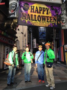 掃除ボランティアat大阪梅田東通り商店街〜ハロウィン特別編〜 掃除ボランティアat大阪梅田東通り商店街〜ハロウィン特別編〜