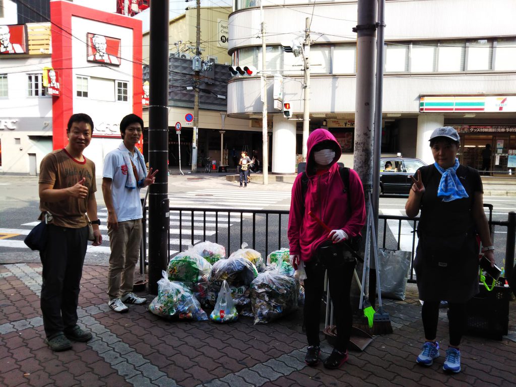 第240回 東通りを楽しく綺麗にする会に参加しました! 第240回 東通りを楽しく綺麗にする会に参加しました!