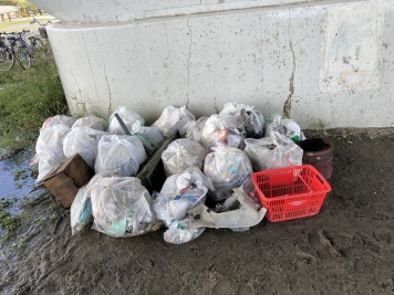 クリーンアップレンジャーズさんの河川のお掃除に参加しました クリーンアップレンジャーズさんの河川のお掃除に参加しました