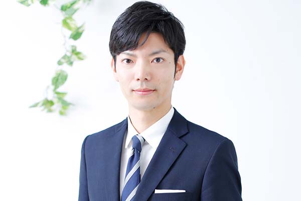 結婚相談所エミアス|結婚相談所エミアス|大阪梅田で婚活するなら成婚率80%、交際率98%の結婚相談所エミアスへ-HOME 結婚相談所エミアス-大阪梅田の結婚相談所エミアスカウンセラーの谷富雄